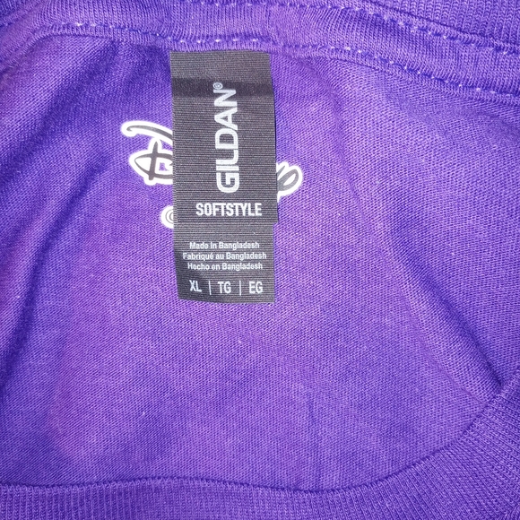 NWOT XL Mickey's Halloween Trick Or Treat Candy Co Purple Shirt Disney Goofy - Picture 2 of 4